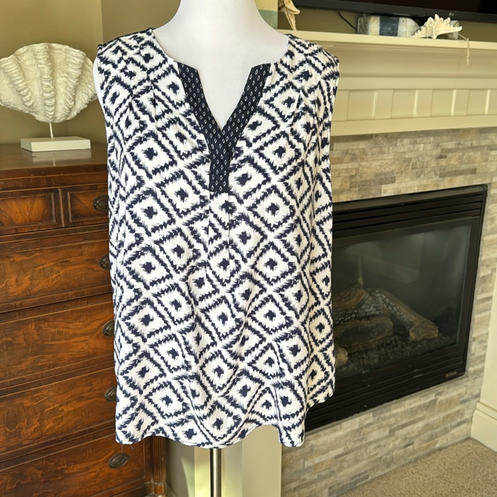 Size 2X Skies are Blue ikat navy and white top.